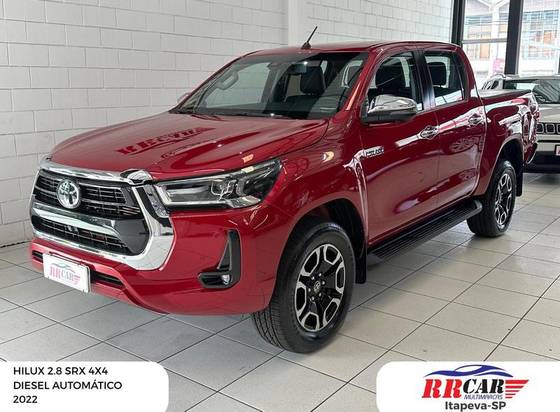 TOYOTA HILUX 2.8 D-4D TURBO DIESEL CD SRX 4X4 AUTOMÁTICO TOYOTA HILUX 2.8 D-4D TURBO DIESEL CD SRX 4X4 AUTOMÁTICO